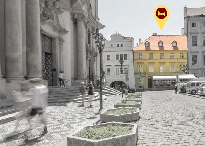 Three Golden Crowns Apartments Prague